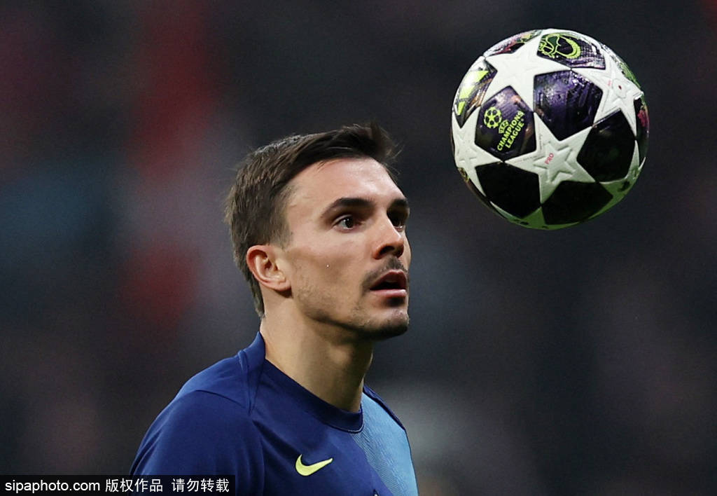 欧冠大变天!奥普塔超级计算机更新夺冠榜:拜仁领跑,阿森纳紧随,巴萨冲上三甲,皇马强势回升